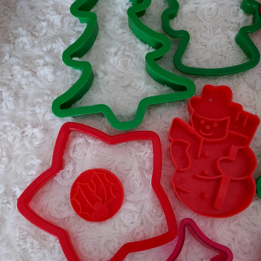 Set of Plastic Cookie cutters and stamps 10 pieces Holiday Baking Xmas
